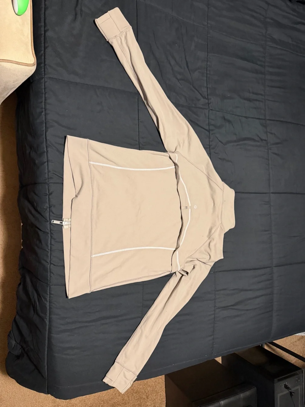 Women’s Lululemon Beige Zip-Up Jacket with White Piping
